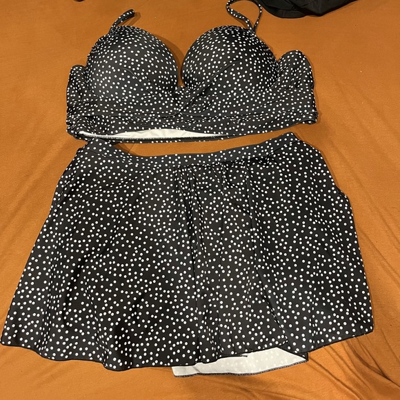 SHEIN Other - SHEIN 2 piece bathing suit 👙